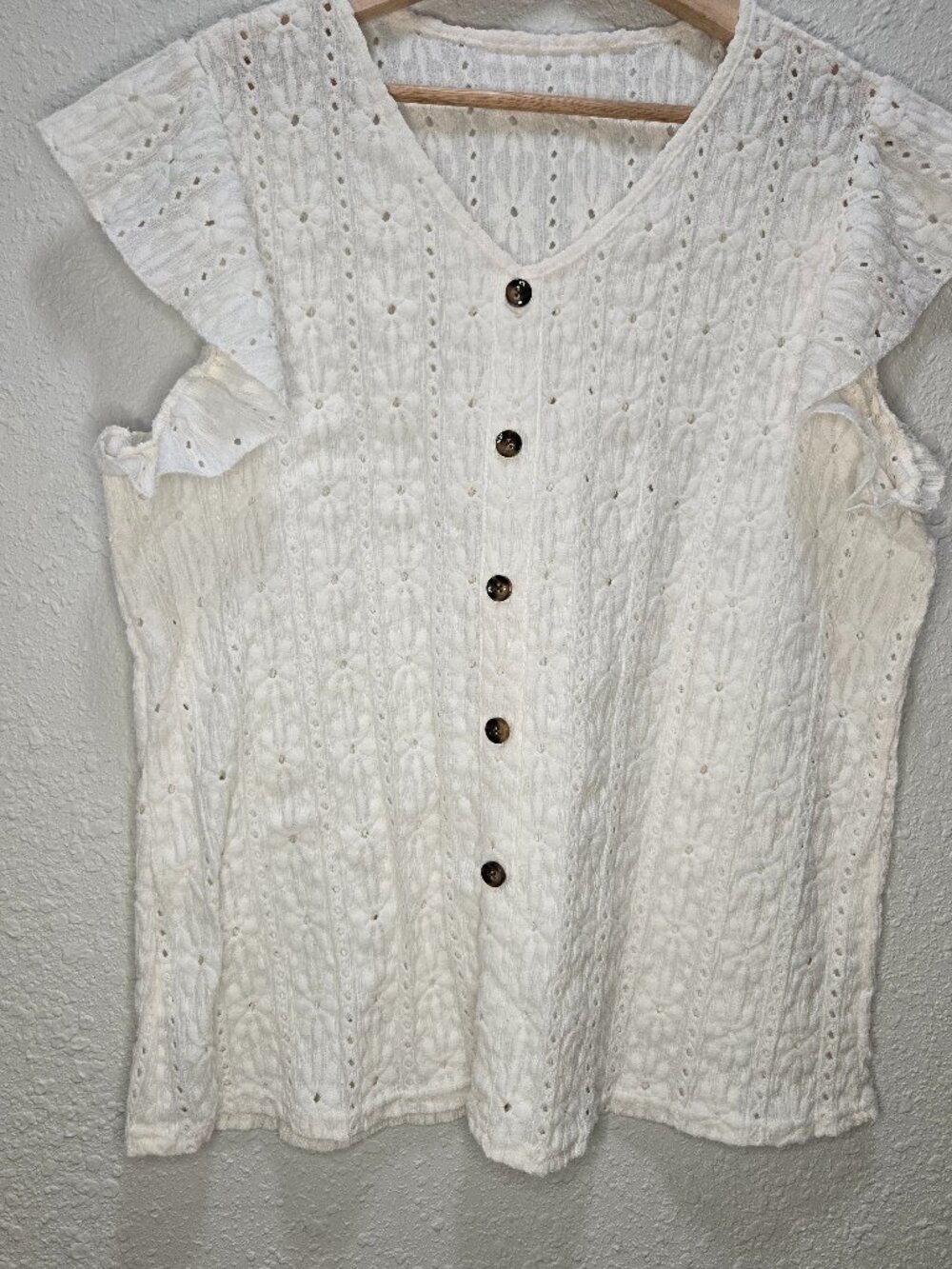White Knit Blouse, New without Tags, Size XXL